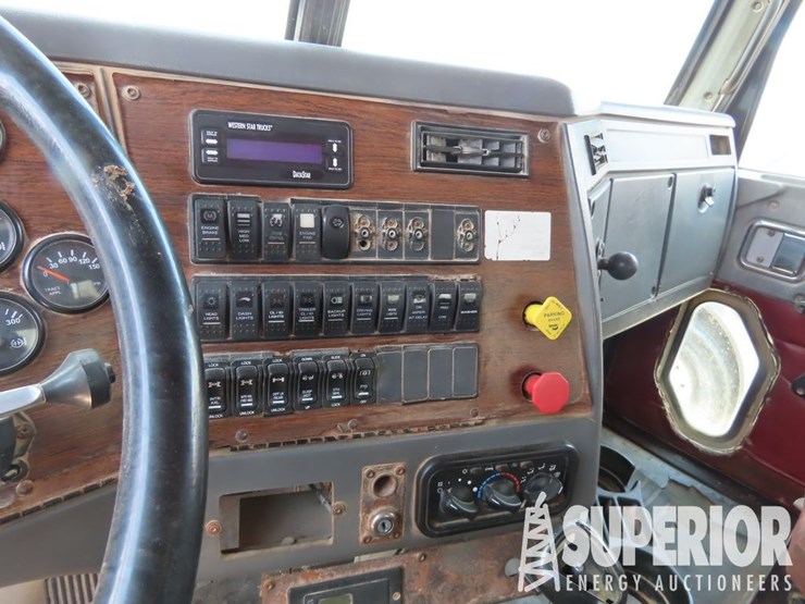 2011-western-star-4900-image-8