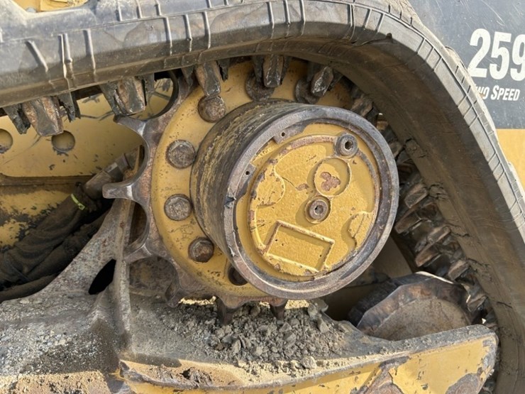 caterpillar-259b-image-10