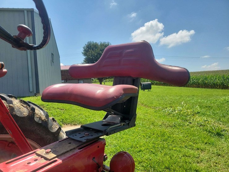 1959-farmall-560-diesel-image-17