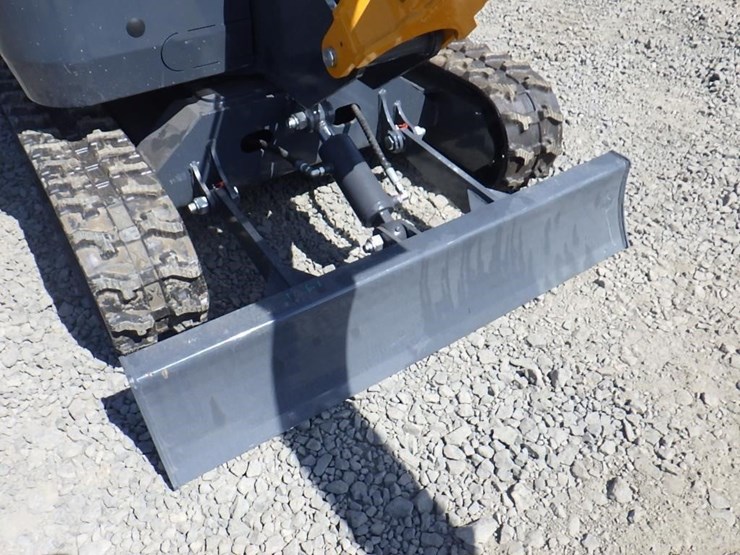 2026-vicsec-22-hydraulic-excavator-image-10