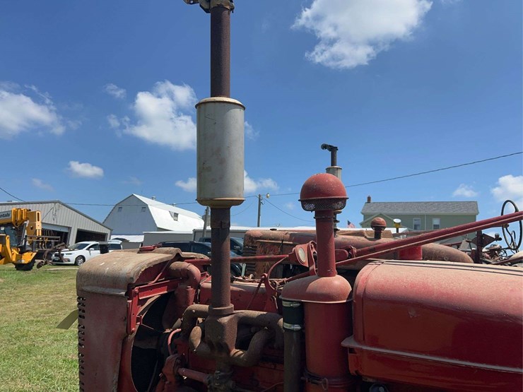 1954-farmall-super-h-image-9