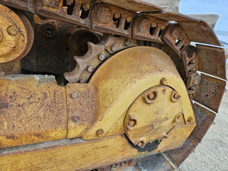 caterpillar-d5-image-14