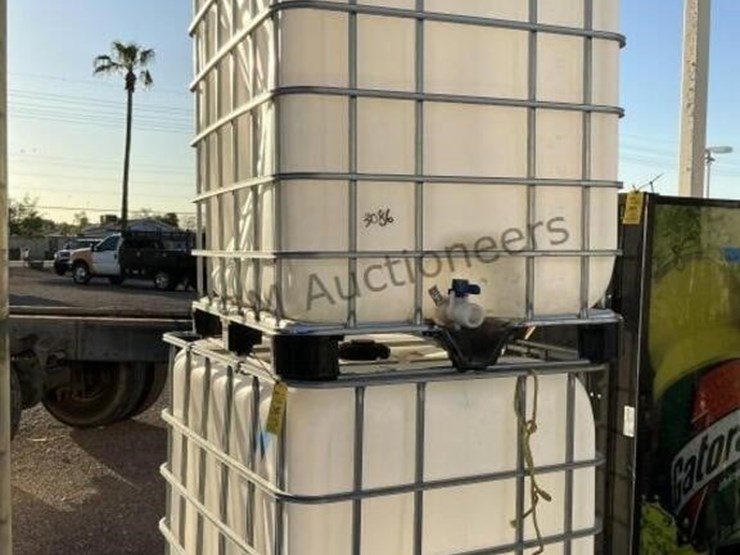 (2)-ibc-transport-totes-image-1