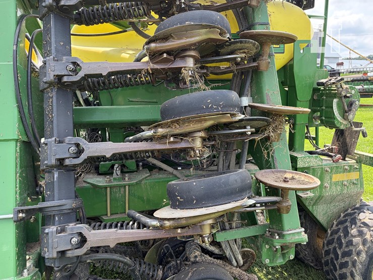 2012-john-deere-1990ccs-image-19