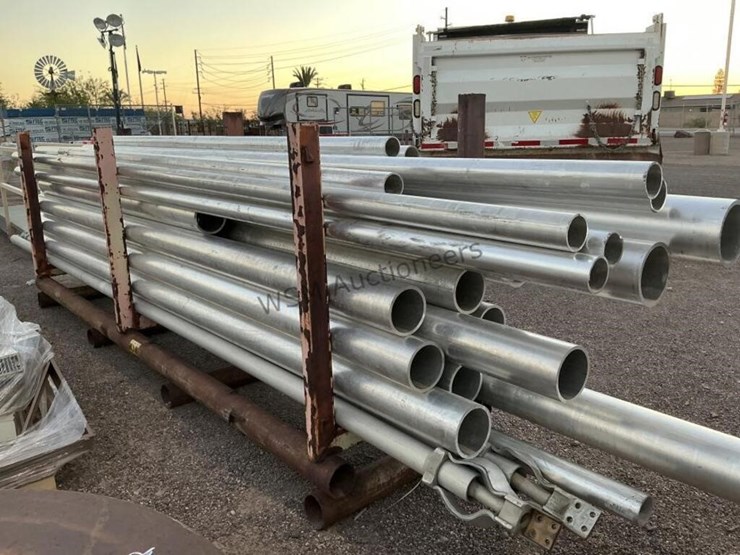large-rack-of-asst-aluminum-pipe-image-4