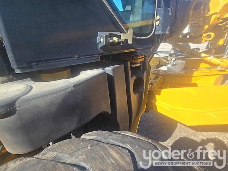 2019-caterpillar-140m3-image-39