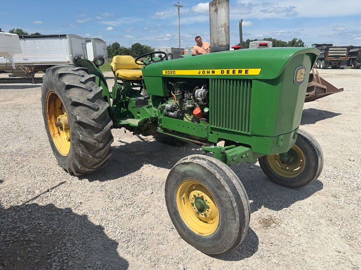 1966-john-deere-2020-image-5
