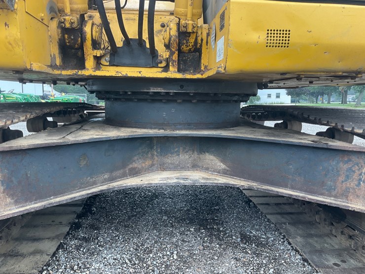 2006-komatsu-pc138us-lc-image-23
