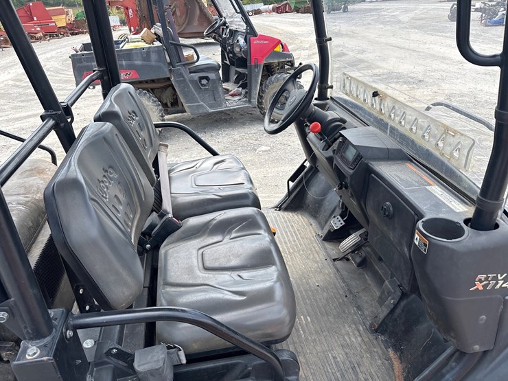 2019-kubota-rtvx1140-image-9
