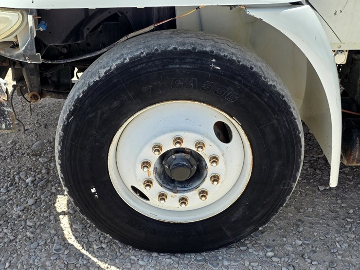 2013-international-durastar-4300-image-15