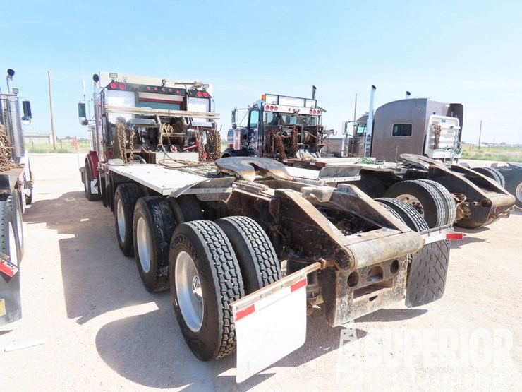 2011-kenworth-t800-image-3