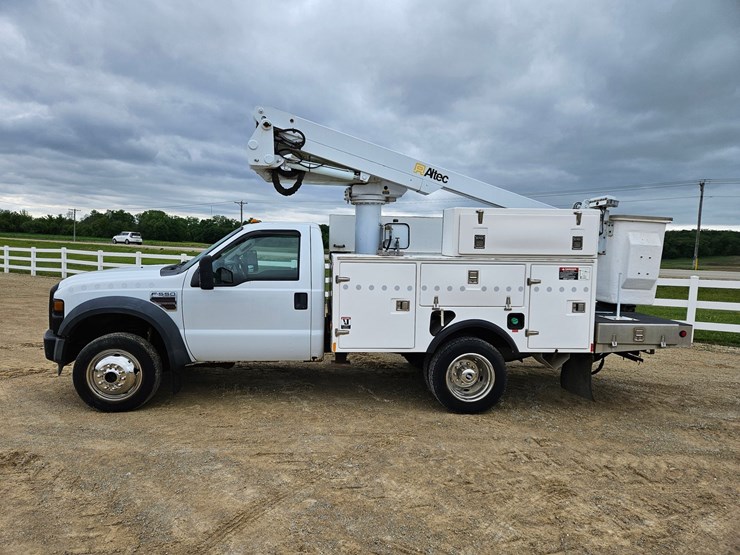 2008-ford-f550-image-48