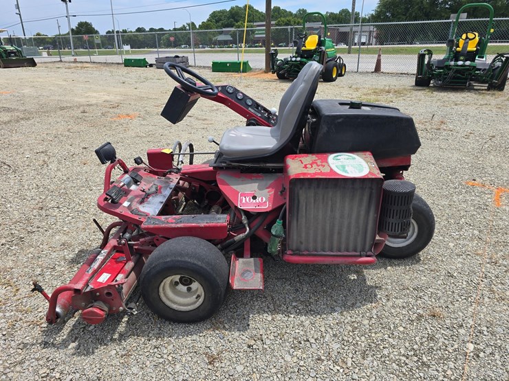 #1003-•-toro-3000-greensmaster-image-2