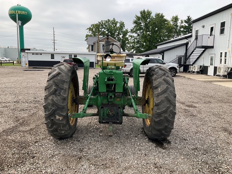 1961-john-deere-4010-image-4