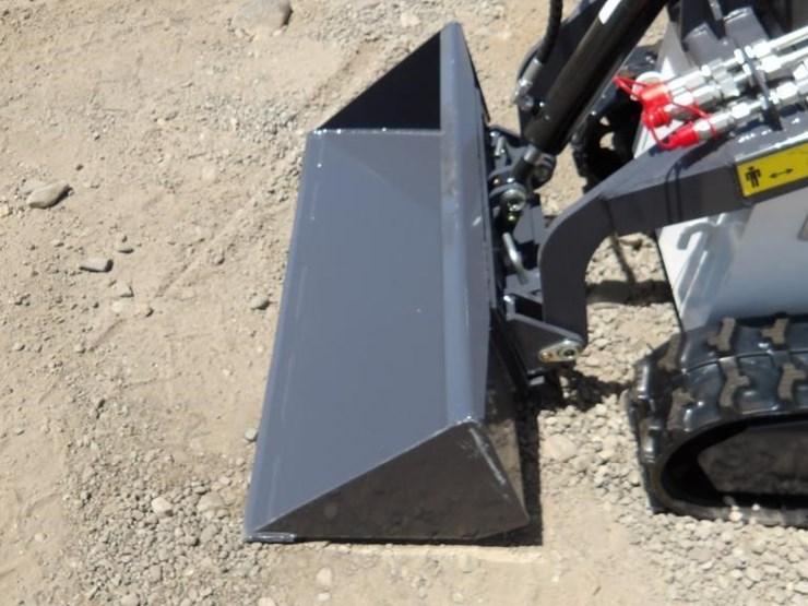 2026-zjz-380-skid-steer-track-loader-image-5