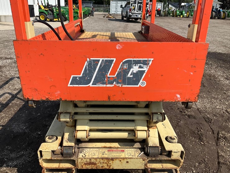 jlg-1932e2-image-11