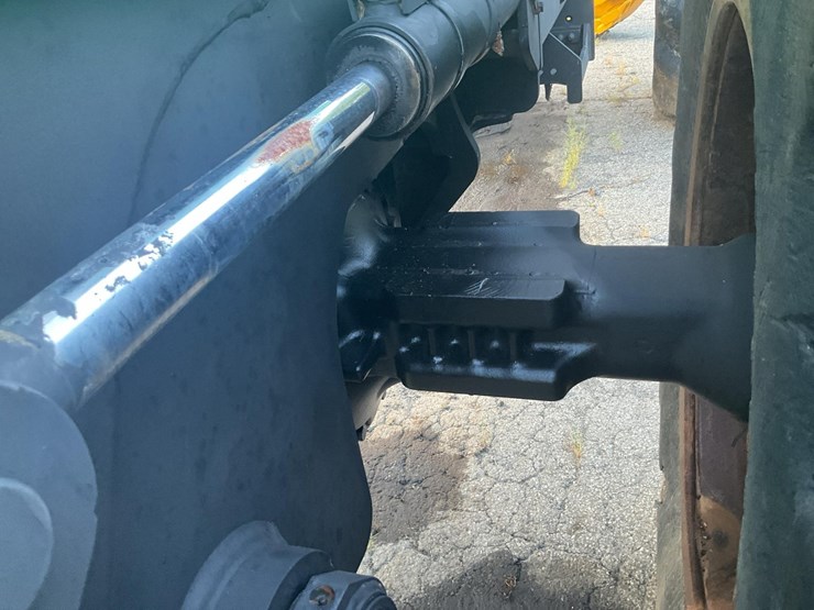 2006-deere-648g-iii-image-17