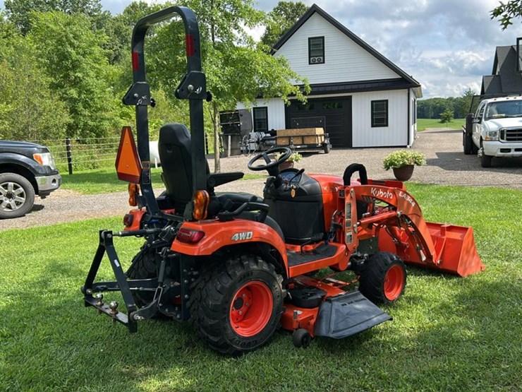 2022-kubota-bx2380-image-5