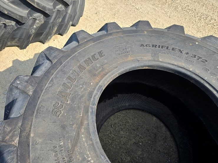 #59-•-alliance-agriflex-+372-750/65r26-tire-image-6