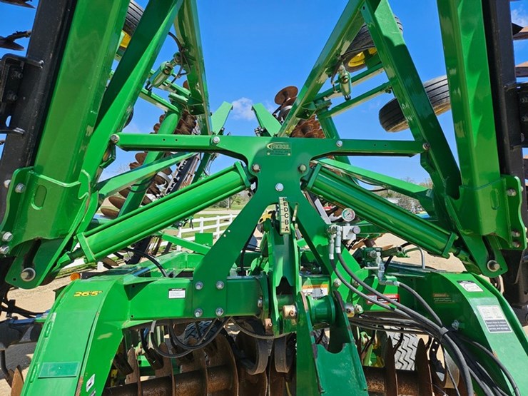 john-deere-2623vt-image-17