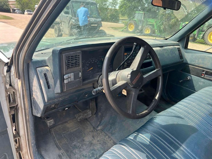 chevrolet-3500-image-16