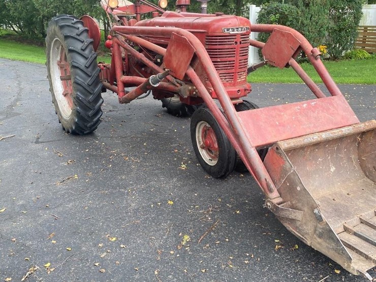 #6067-•-1948-farmall-h-tractor-image-20