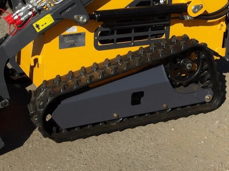 2026-zjz-380-skid-steer-track-loader-image-9