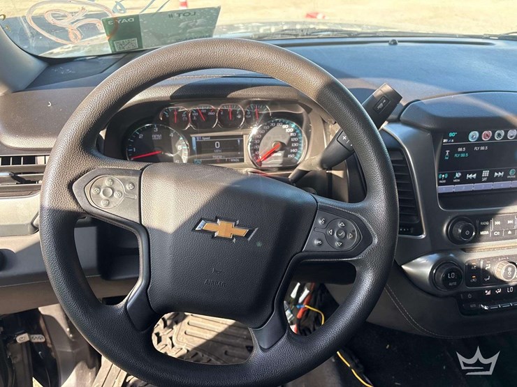 2020-chevrolet-tahoe-image-15