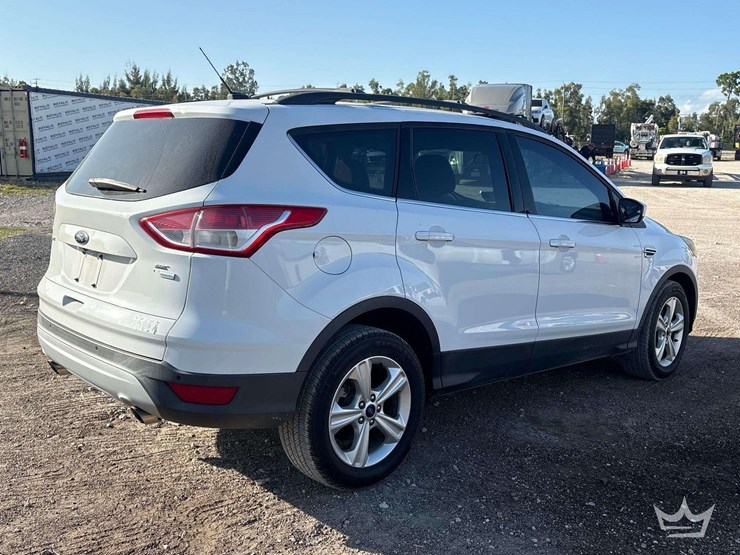 2016-ford-escape-image-3