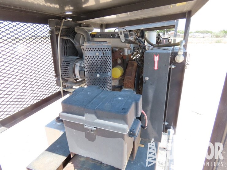 2019-compressed-air-systems-cas-rs180ged30-e-40cfm/150psi-air-compressor-image-3