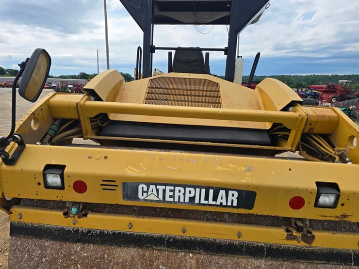 caterpillar-cb54xw-image-6