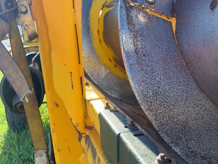 new-holland-74c-image-18