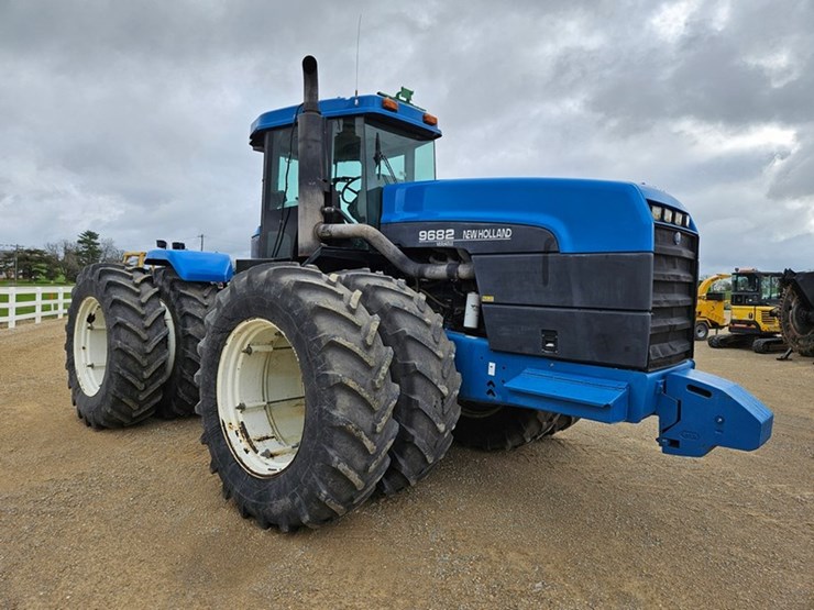 new-holland-9682-image-7
