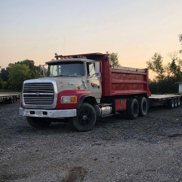 1995 FORD L8000