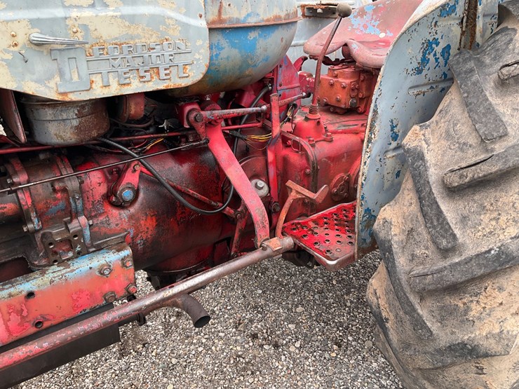 1955-fordson-major-image-17