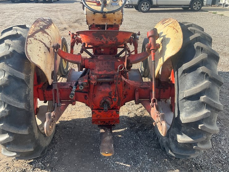 #6068-•-1958-case-211-b-tractor-image-16