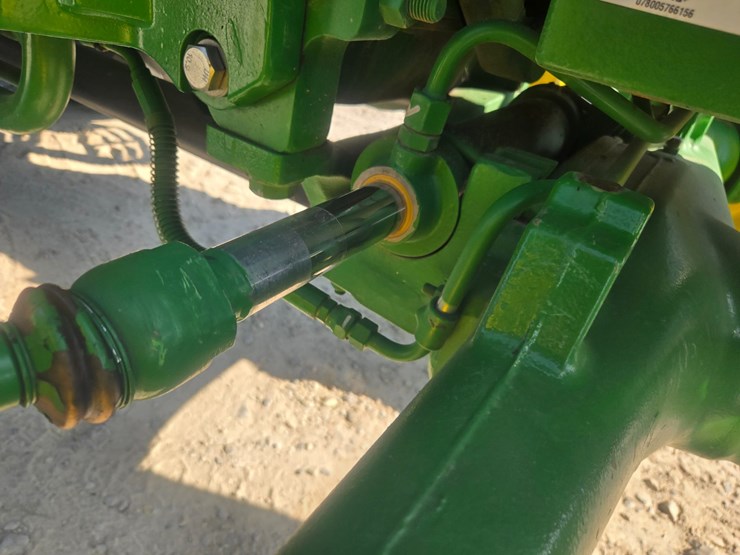 2024-john-deere-5075e-image-60