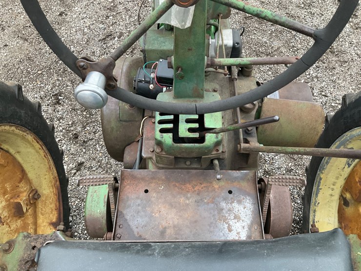 1952-john-deere-b-image-23