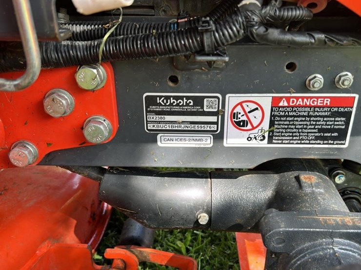 2022-kubota-bx2380-image-26