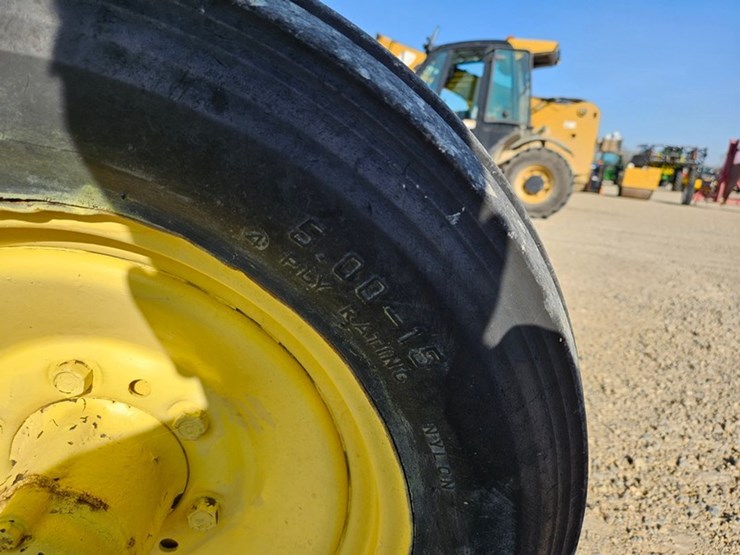 john-deere-b-image-38