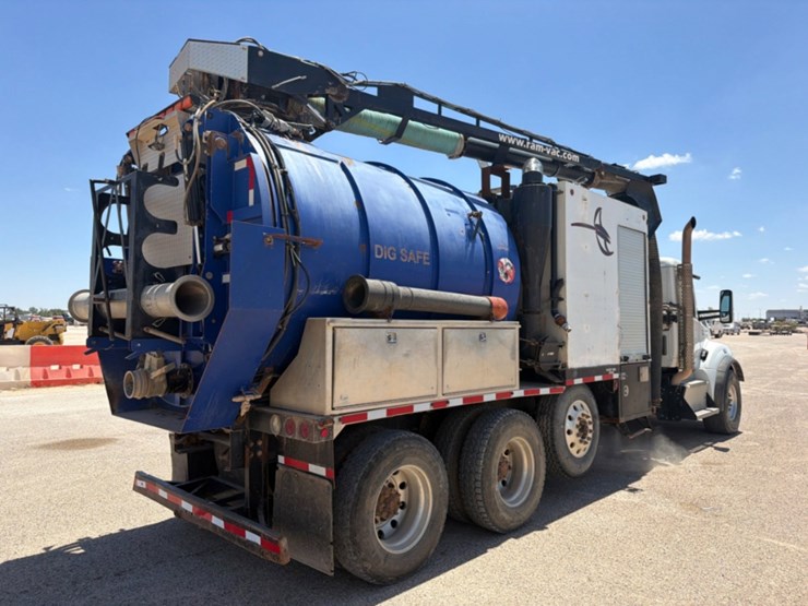 2019-kenworth-t880-image-13