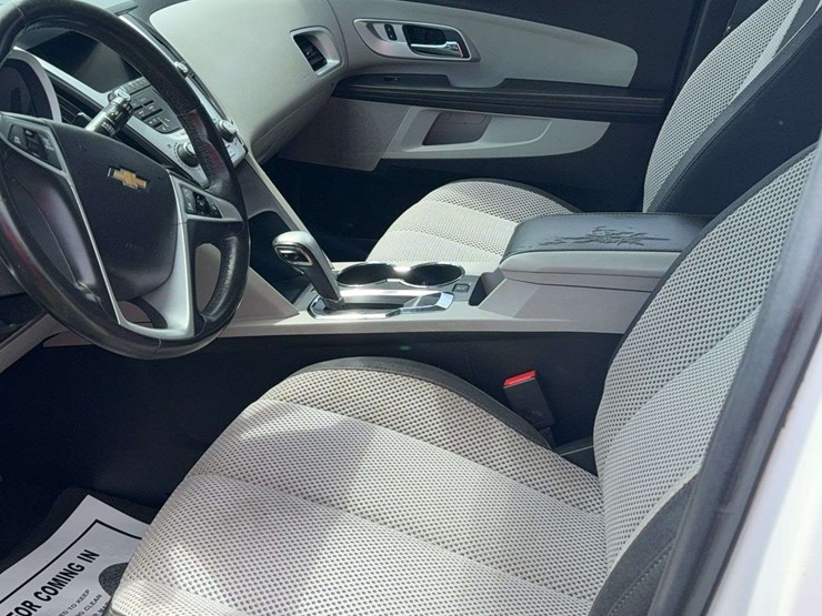 2014-chevrolet-equinox-image-8