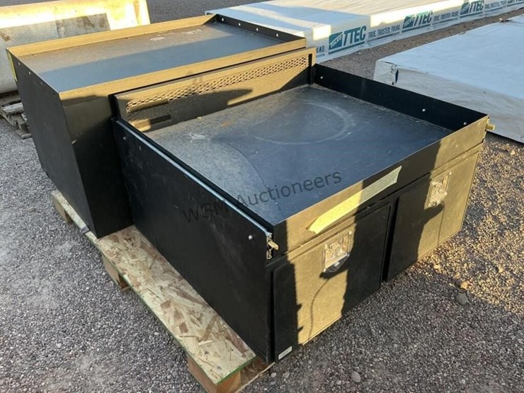 (2)-steel-toolboxes-image-3