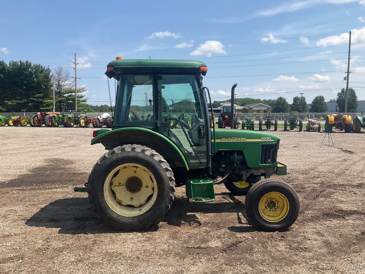 2004-john-deere-5220-image-6