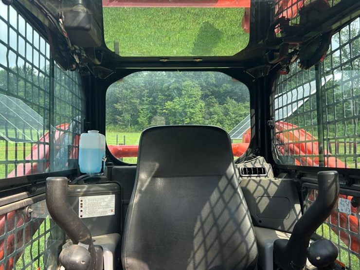 2023-kubota-svl75-2-image-18