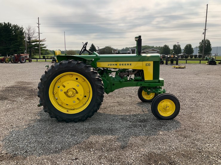1959-john-deere-630-image-6