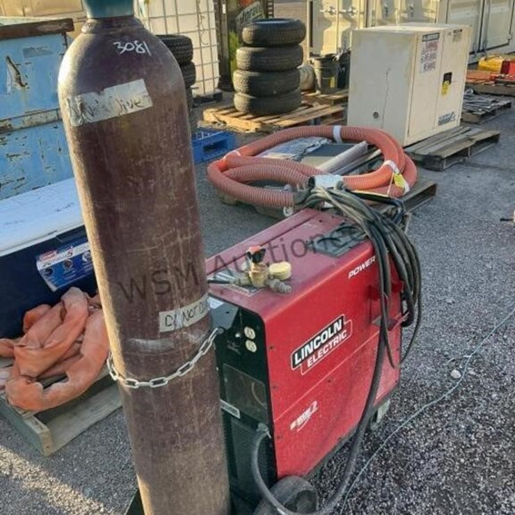 LINCOLN 256 POWER MIG WELDER