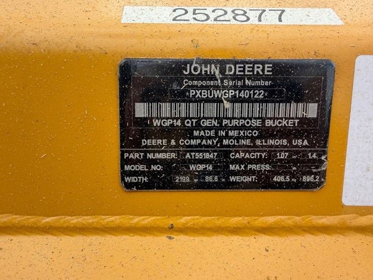 2023-john-deere-g-image-35