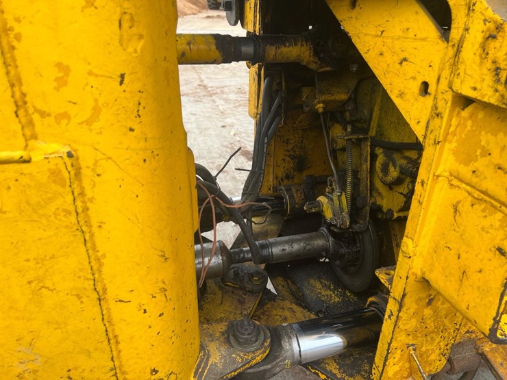 john-deere-440c-image-24