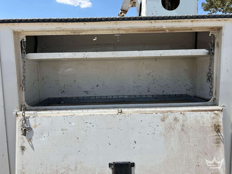 2020-freightliner-m2-106-image-34